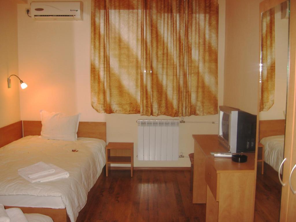 Hotel Queen Aydemir Ruang foto