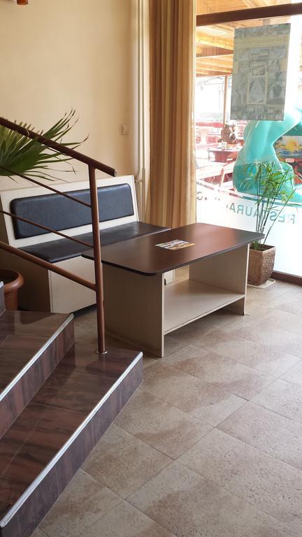Hotel Queen Aydemir Bagian luar foto