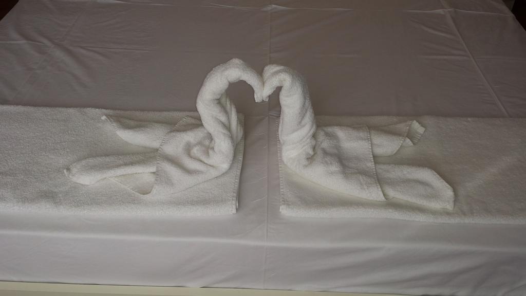 Hotel Queen Aydemir Bagian luar foto